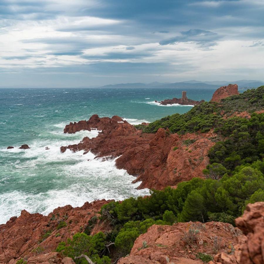 "Location Vue Mer Et Esterel", Cap Esterel Agay-Saint Raphael, T2, Piscines, Parking, Wifi Apartment Exterior photo